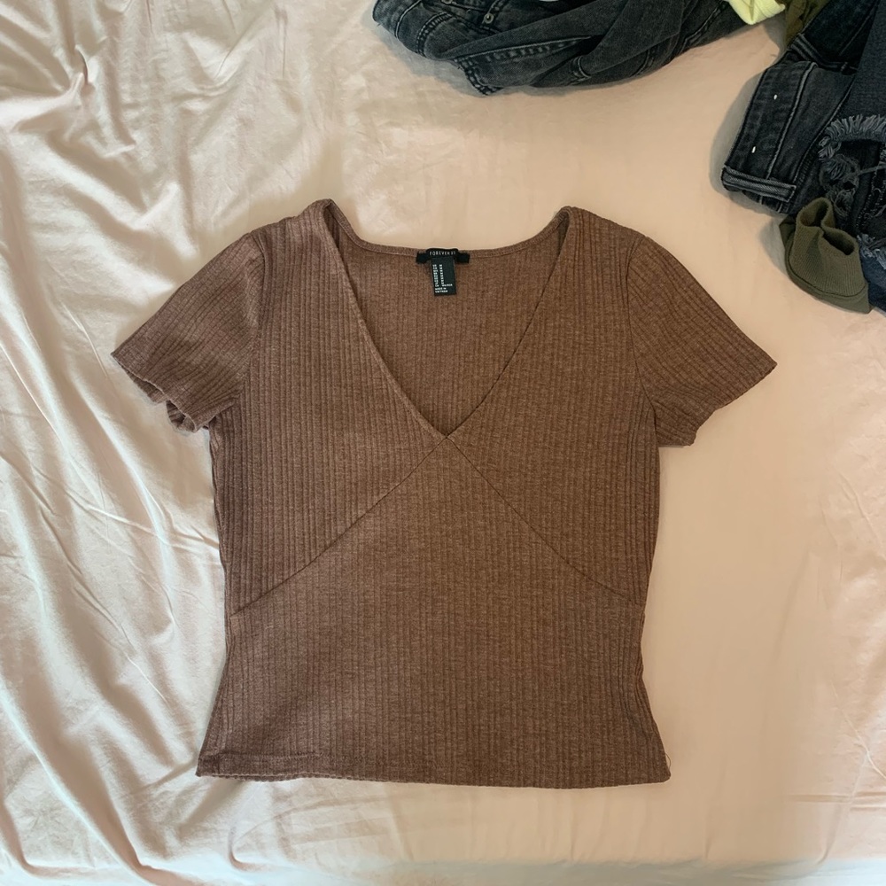 FOREVER 21 BROWN V-NECK BLOUSE